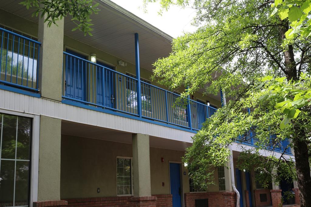Magnolia Bay Hotel & Suites Jonesboro Esterno foto