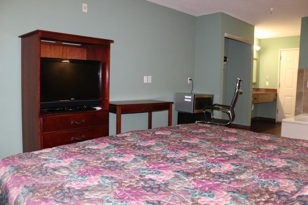Magnolia Bay Hotel & Suites Jonesboro Esterno foto