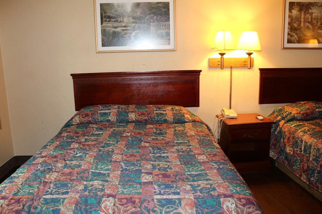 Magnolia Bay Hotel & Suites Jonesboro Esterno foto