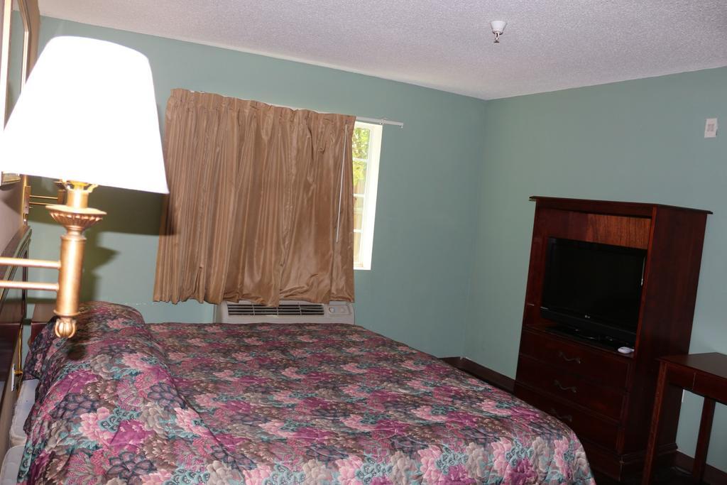 Magnolia Bay Hotel & Suites Jonesboro Esterno foto