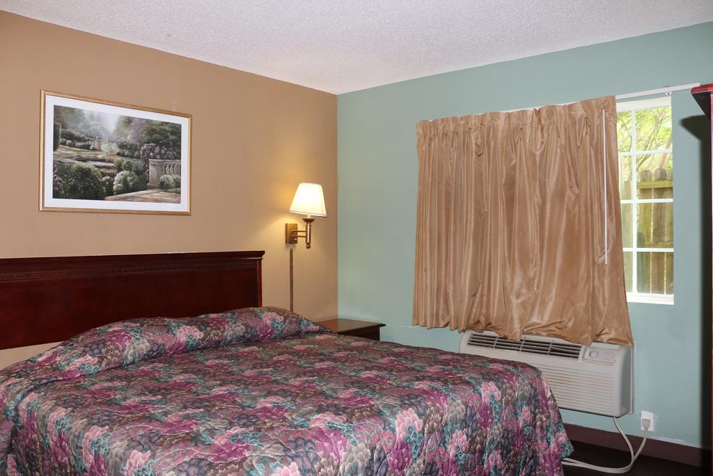 Magnolia Bay Hotel & Suites Jonesboro Esterno foto