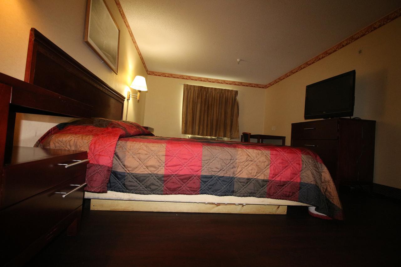 Magnolia Bay Hotel & Suites Jonesboro Esterno foto