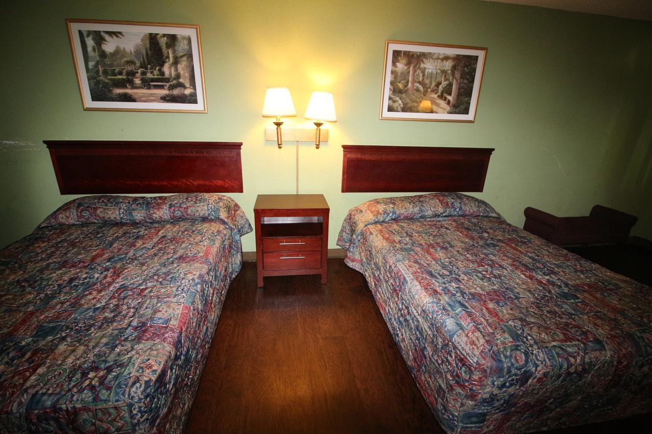 Magnolia Bay Hotel & Suites Jonesboro Esterno foto