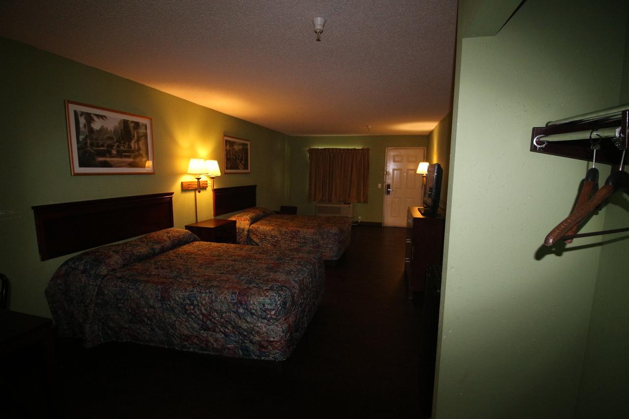 Magnolia Bay Hotel & Suites Jonesboro Esterno foto