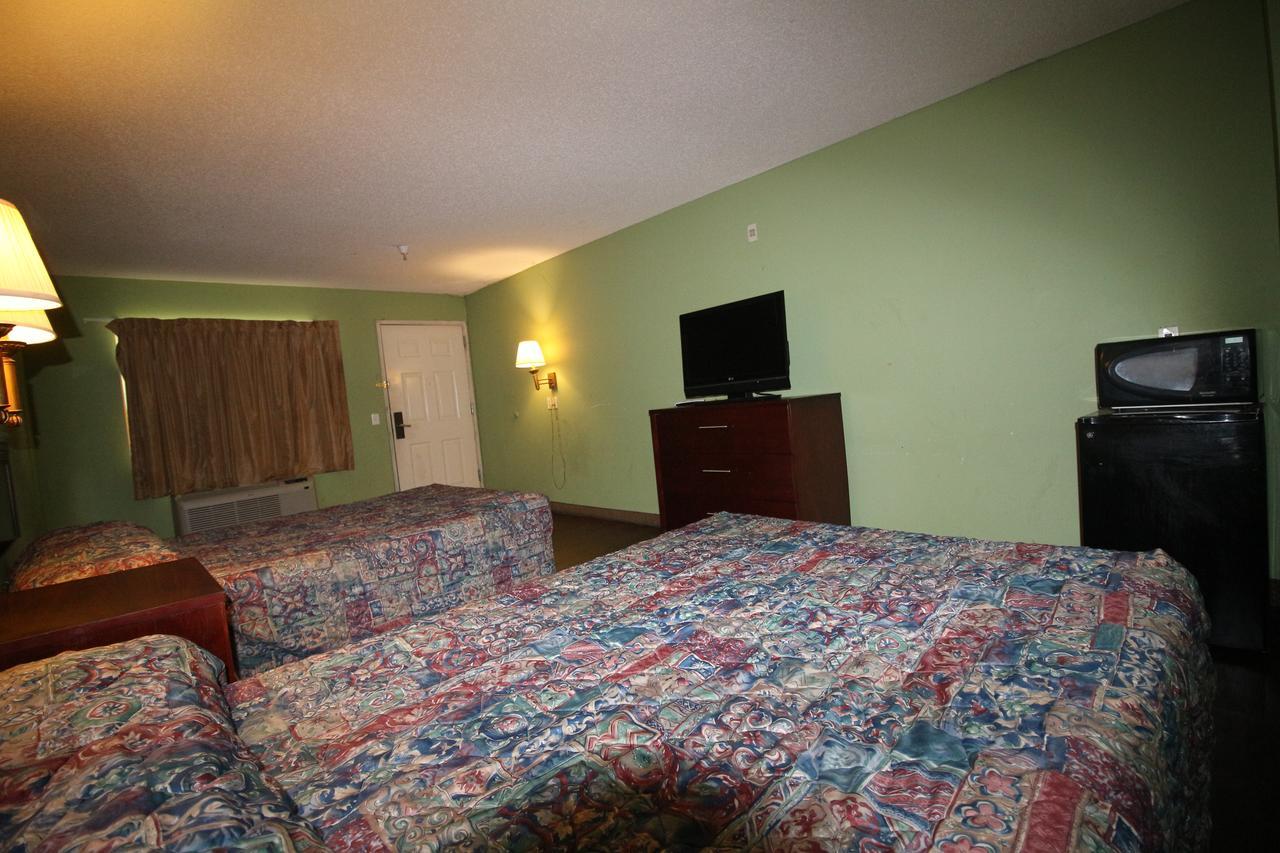 Magnolia Bay Hotel & Suites Jonesboro Esterno foto