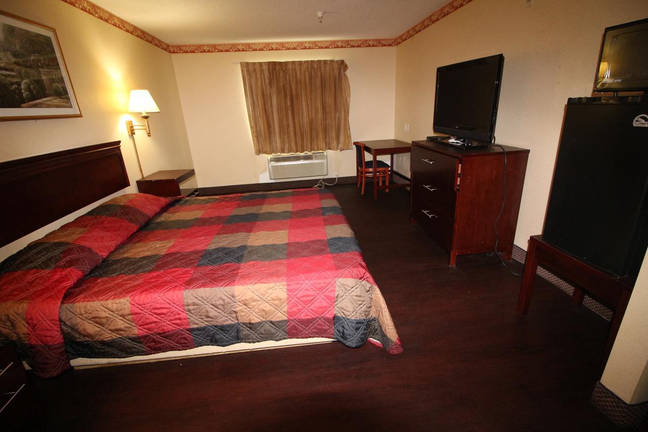 Magnolia Bay Hotel & Suites Jonesboro Esterno foto